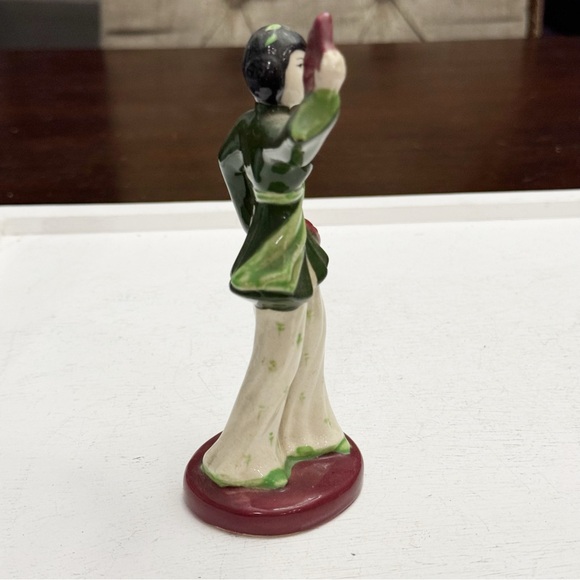 Stamped Copyright Laurel Japan Ceramic Dancer Figurine Cultural Dress Vintage Gl - Picture 6 of 12